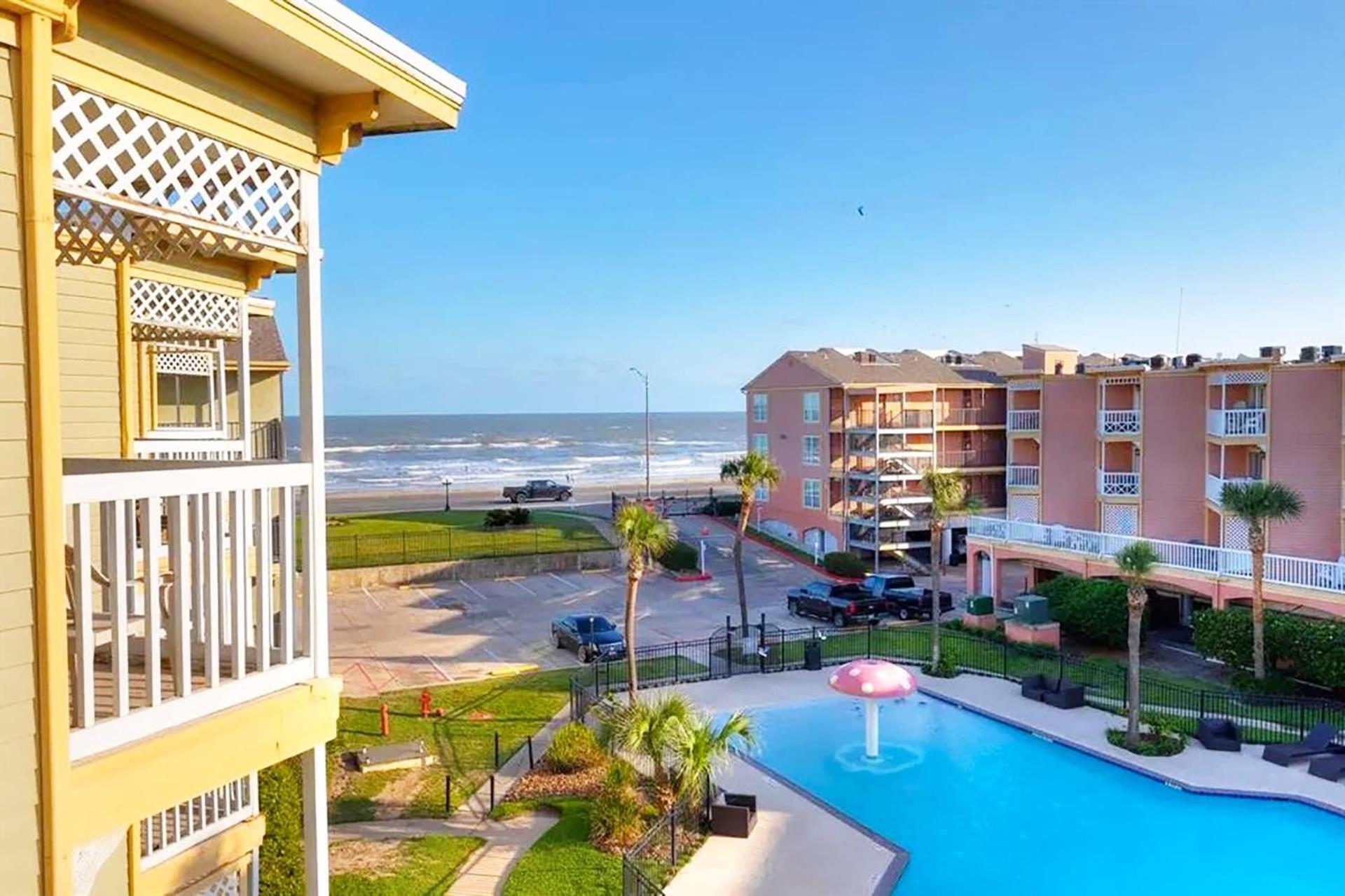 Beautiful Ocean Views At The Victorian Lejlighed Galveston Eksteriør billede